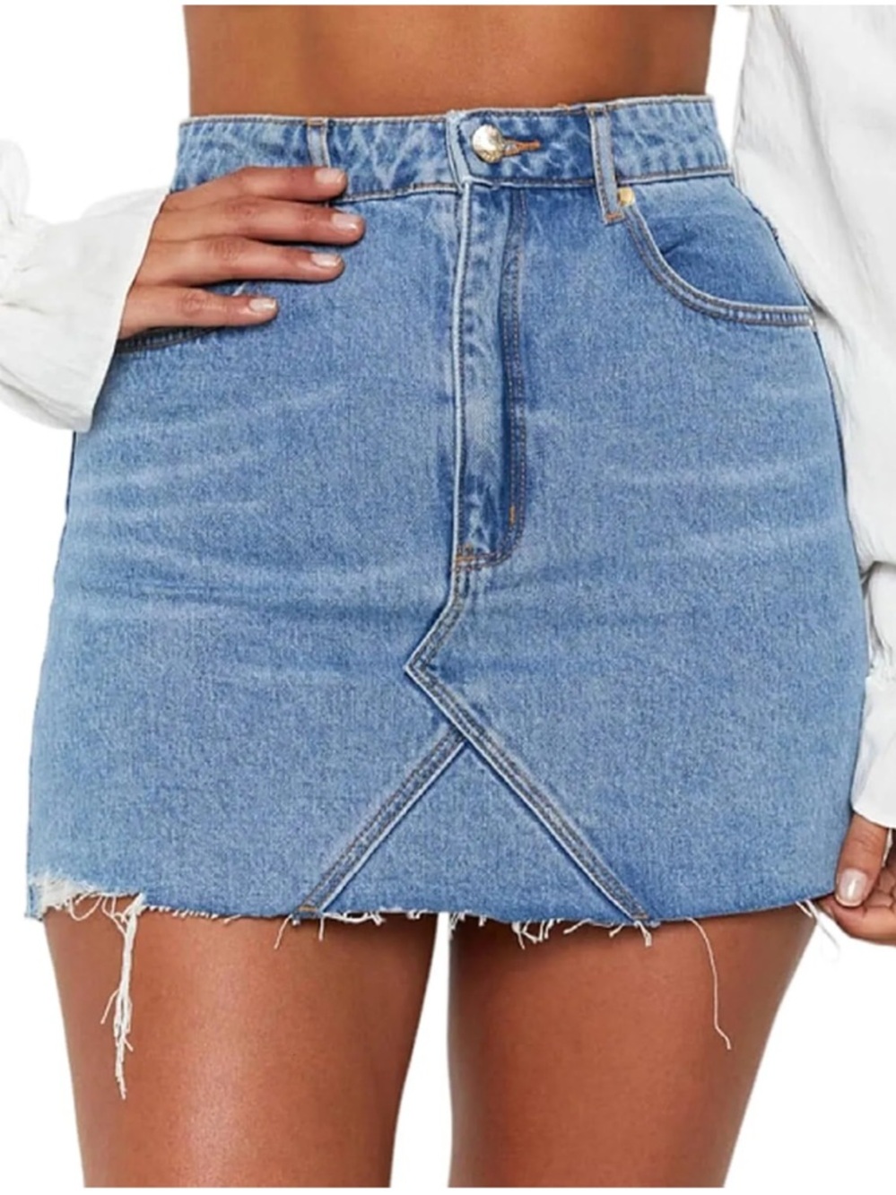 Just Quella High Waisted Denim Mini Skirt Size M (8/10) | Y2K Raw Hem Jean Skirt